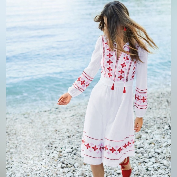 Boden Dresses & Skirts - Boden Marla Gauzy Long Sleeve Boho
Embroidered Dress Size 6